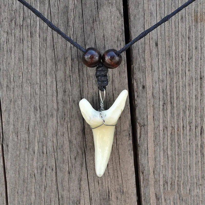 Men's Shark Tooth Pendant Necklace - Vintage Tribal Design