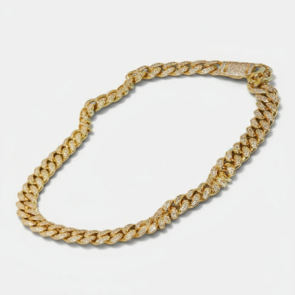 052a4e390fe54d58bc2befefe8071544-Min