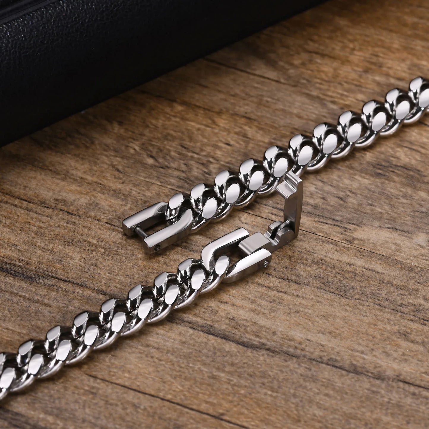 Cuban Chain Bracelets for Men Women