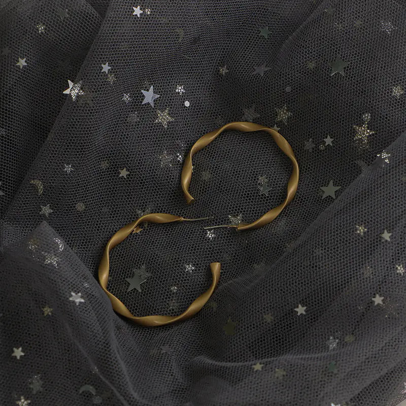 Chic Stud Circle Minimalist Earrings