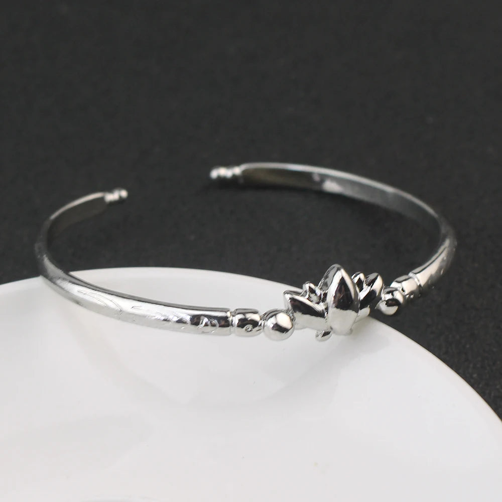 Anime Character Frieren Mirror Lotus Bracelet