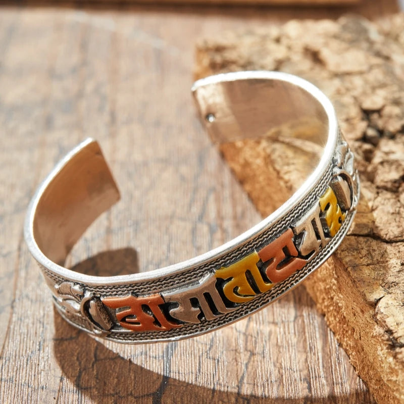 Retro Classic Creative Sword Shaped Bracelets