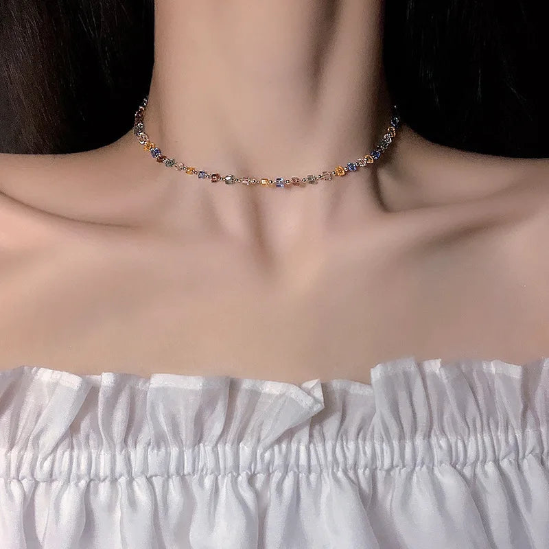 Fashion  Emerald Inlaid Rhinestone Choker Necklace for Women Girls Delicate Gold Color Clavicle Chain Necklace Jewelry Gift