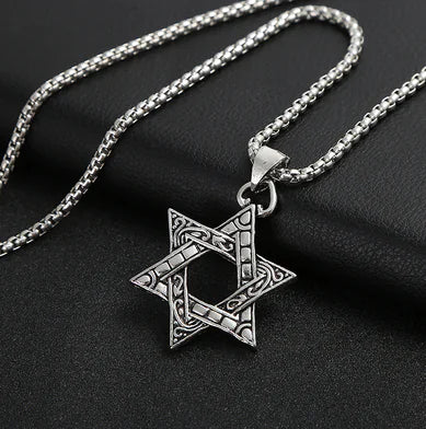 Trendy Men's Necklace with Hip-Hop Pendant and Chain