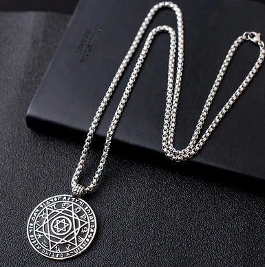 Trendy Men's Necklace with Hip-Hop Pendant and Chain